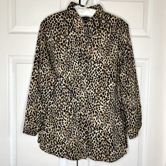 Ralph Lauren Tops - Ralph Lauren Leopard Print Button Down Blouse 100% Cotton XL Animal Print Trendy